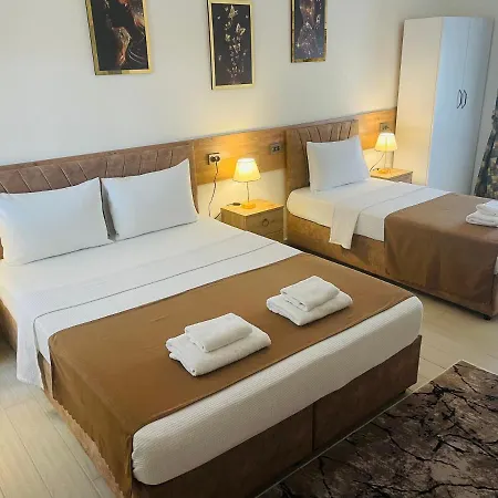 Sirius Hotel *